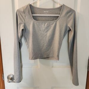 Hollister Women's Light Gray Long Sleeve Blouse